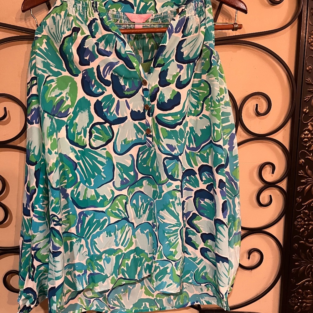 Lilly Pulitzer  Cold Shoulder Long Sleeve Too. NWT!